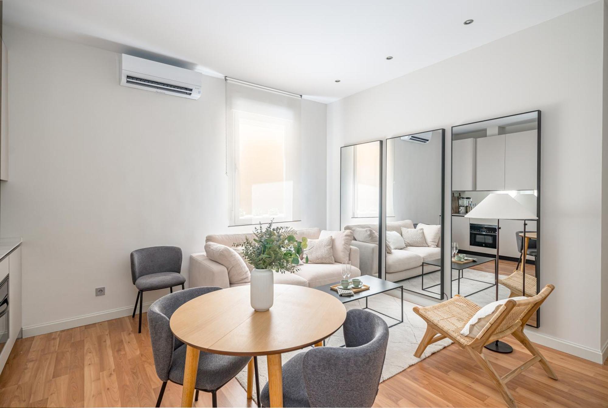Salamanca Suites Apt Madrid Bagian luar foto