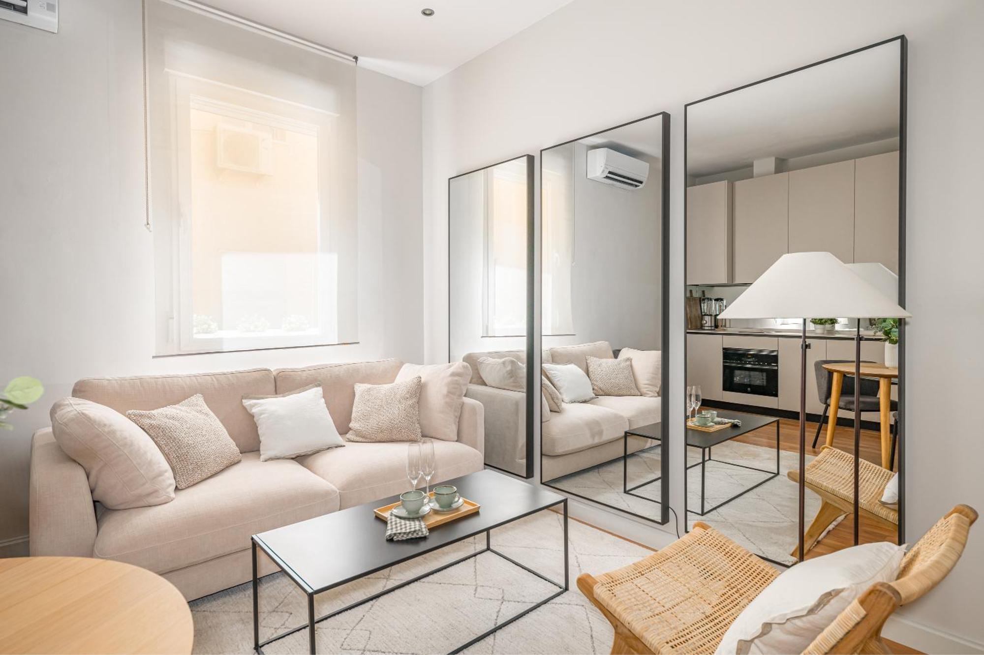 Salamanca Suites Apt Madrid Bagian luar foto